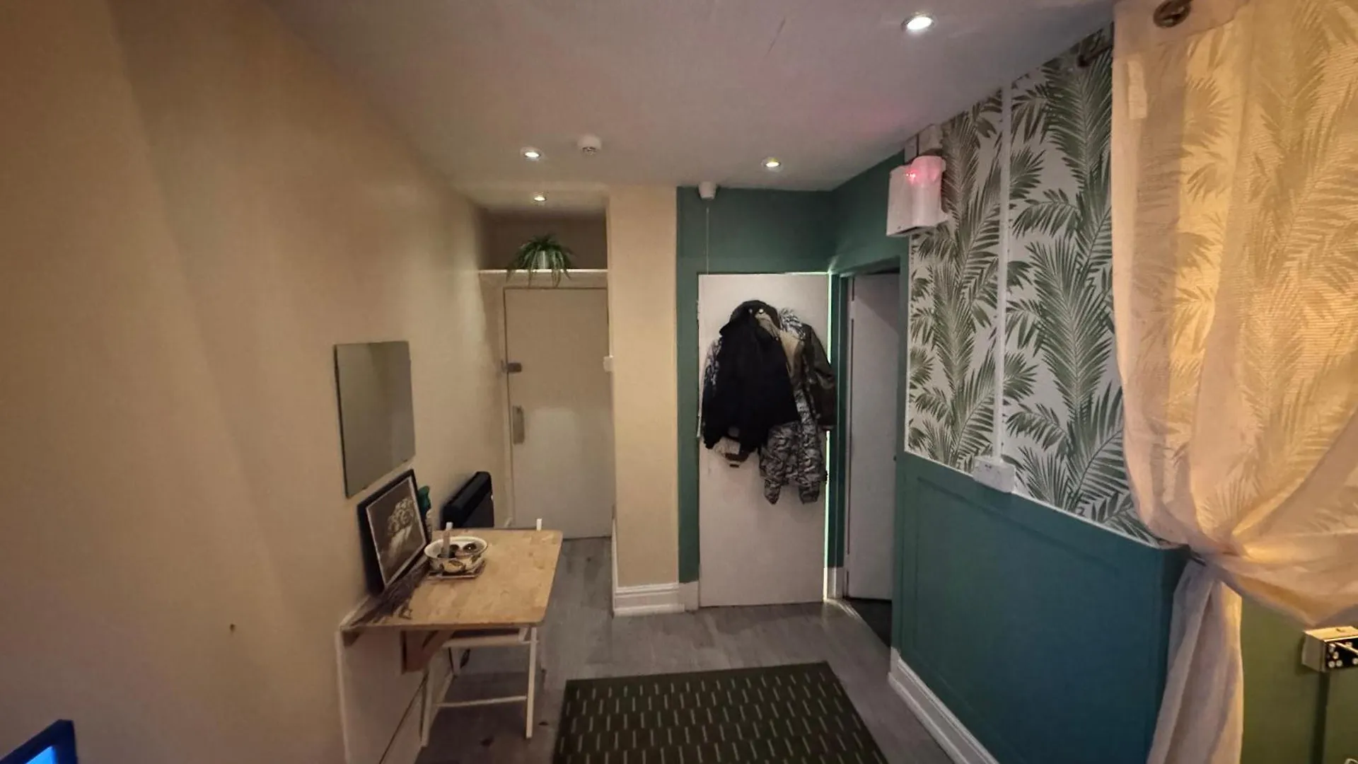 Studio Self Contained Cardiff